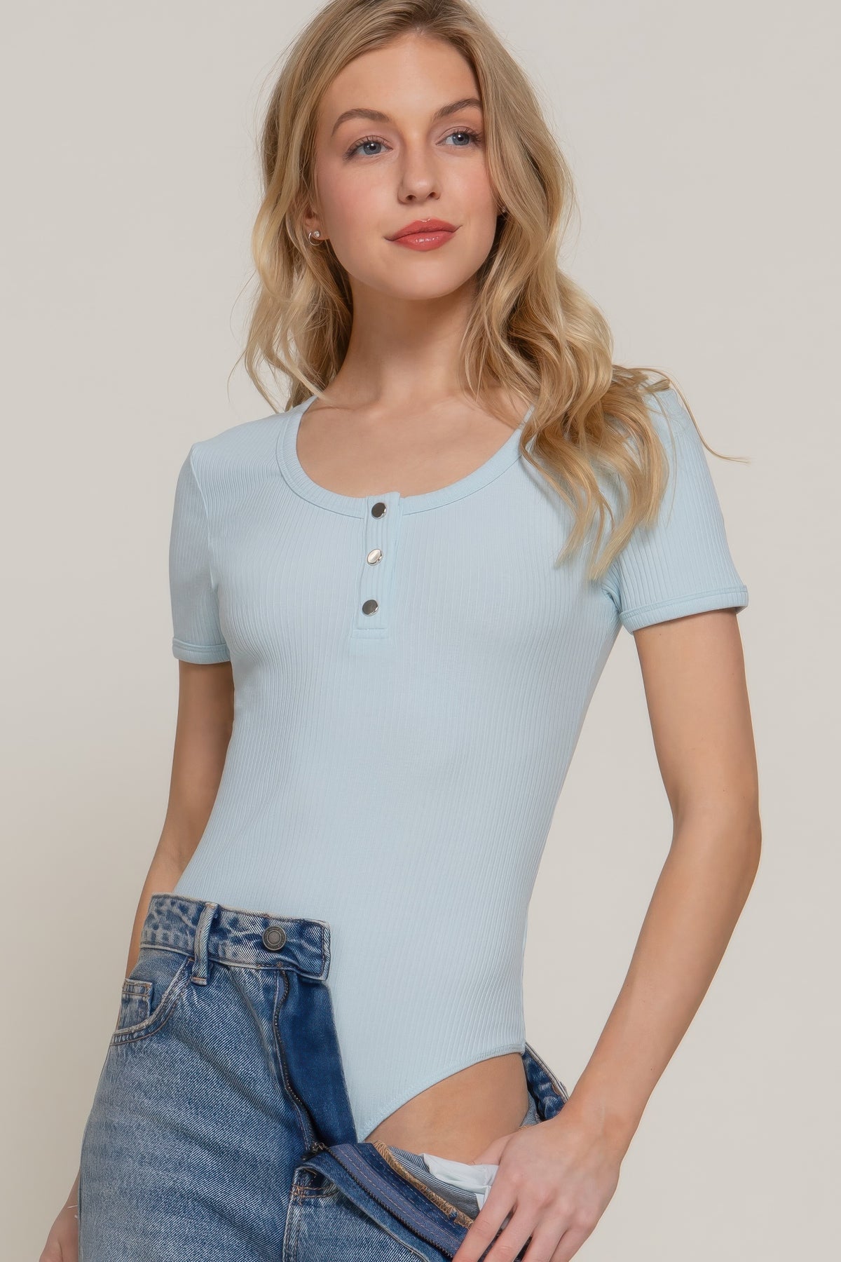 Women&#39;s short sleeve henley ribbed bodysuit with scoop neck, snap array, pliable textile, and snap undercarriage - SplendorAmoris