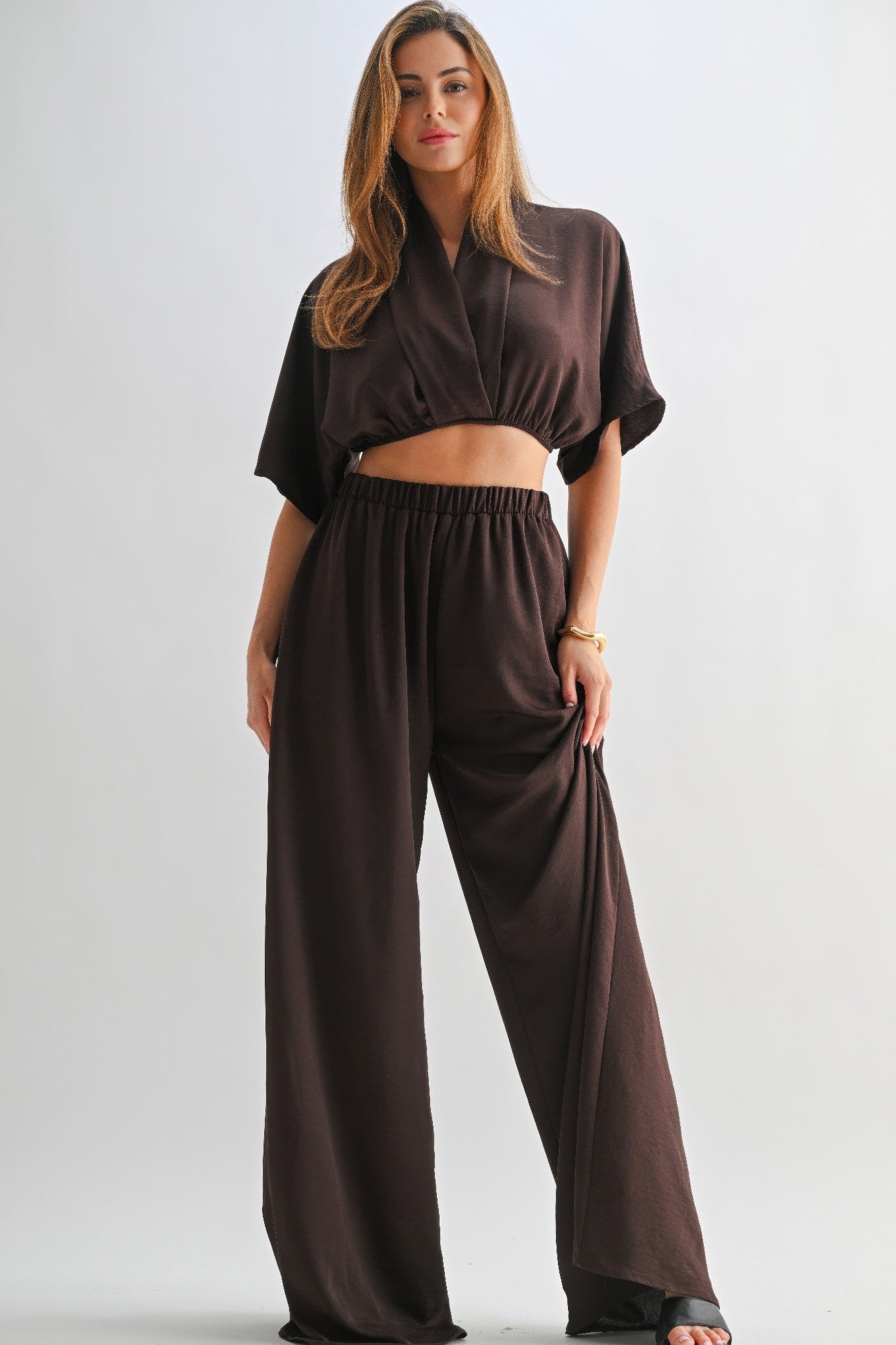 Women's wrap crop top with V-neck, short sleeves, cinched hem, and matching elastic-waist wide-leg pants - SplendorAmoris